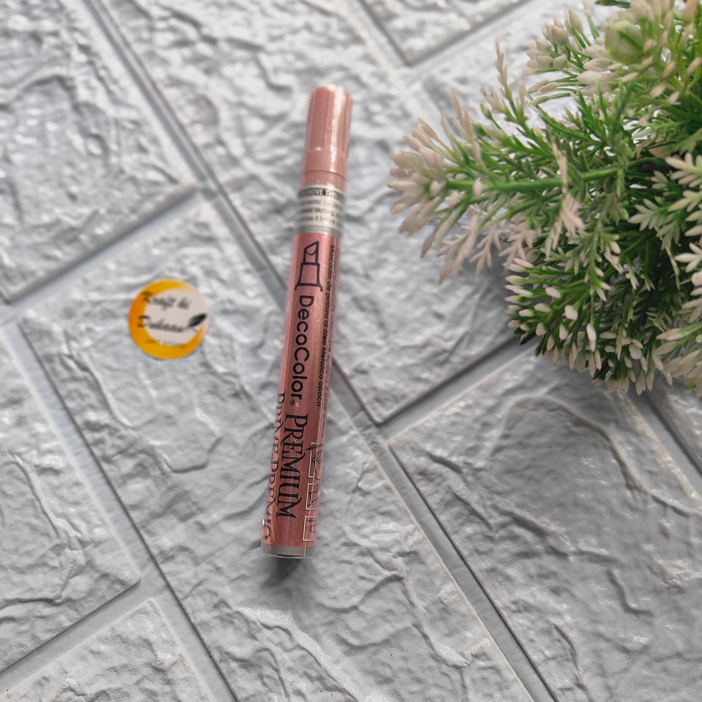 Kraft ki Dukaan resin art deco marker in a soft pink shade for decorative crafts and artwork