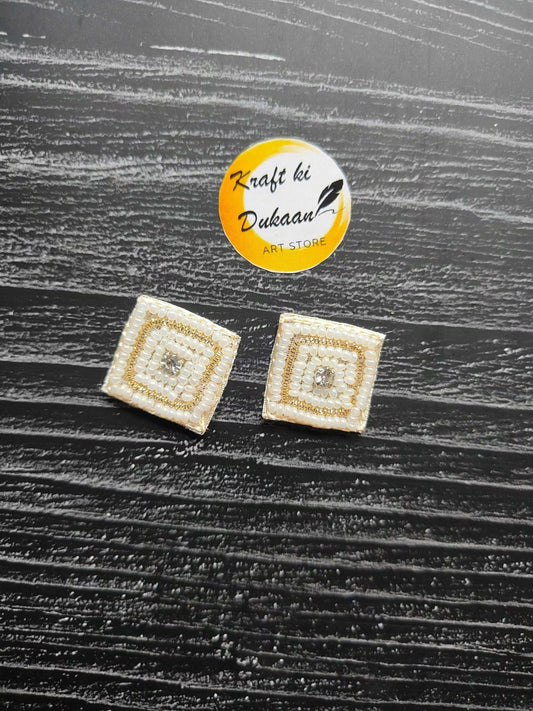 Small square decorative beaded patch, set of 5, ivory with gold trim and center motif