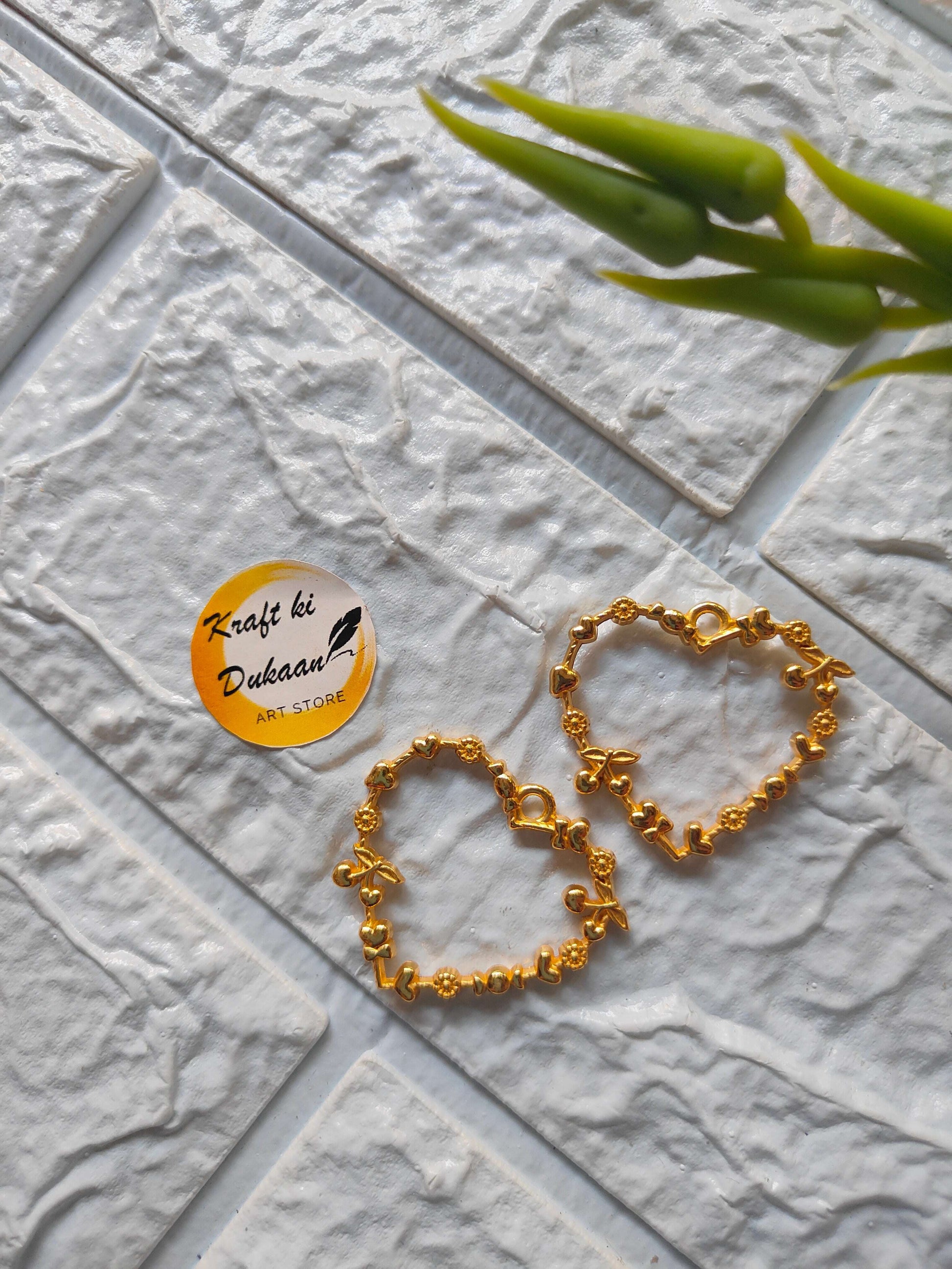 designer-heart-bezel-pendant-set-gold-metal-heart-shape