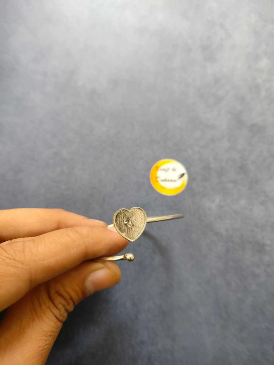 designer-heart-bracelet-silver-handcrafted-detailed