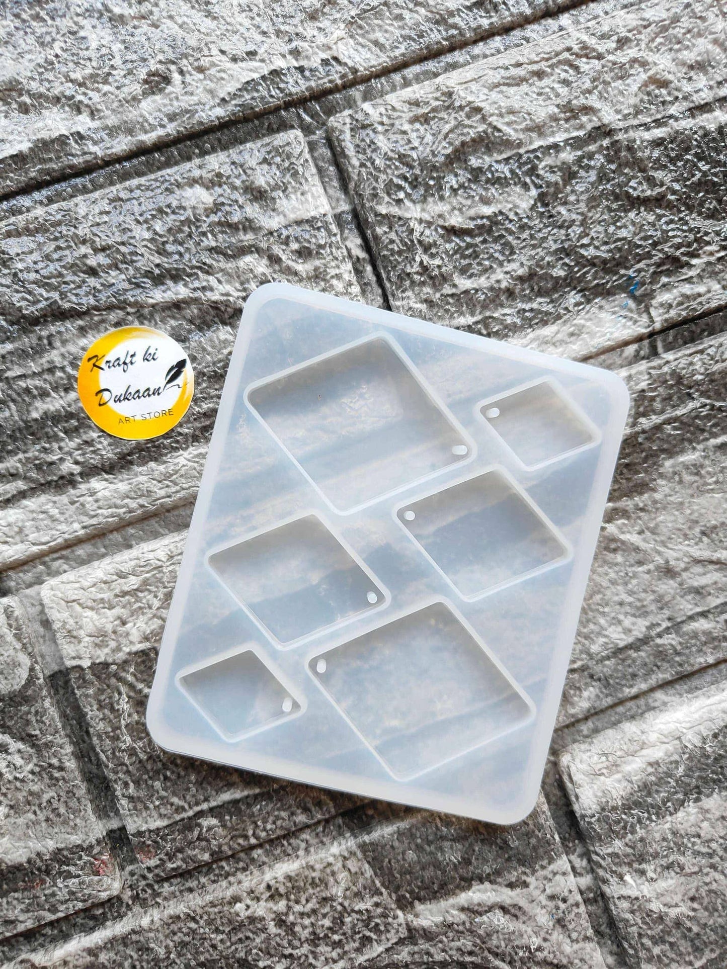 6 Cavity Diamond Shape Mould