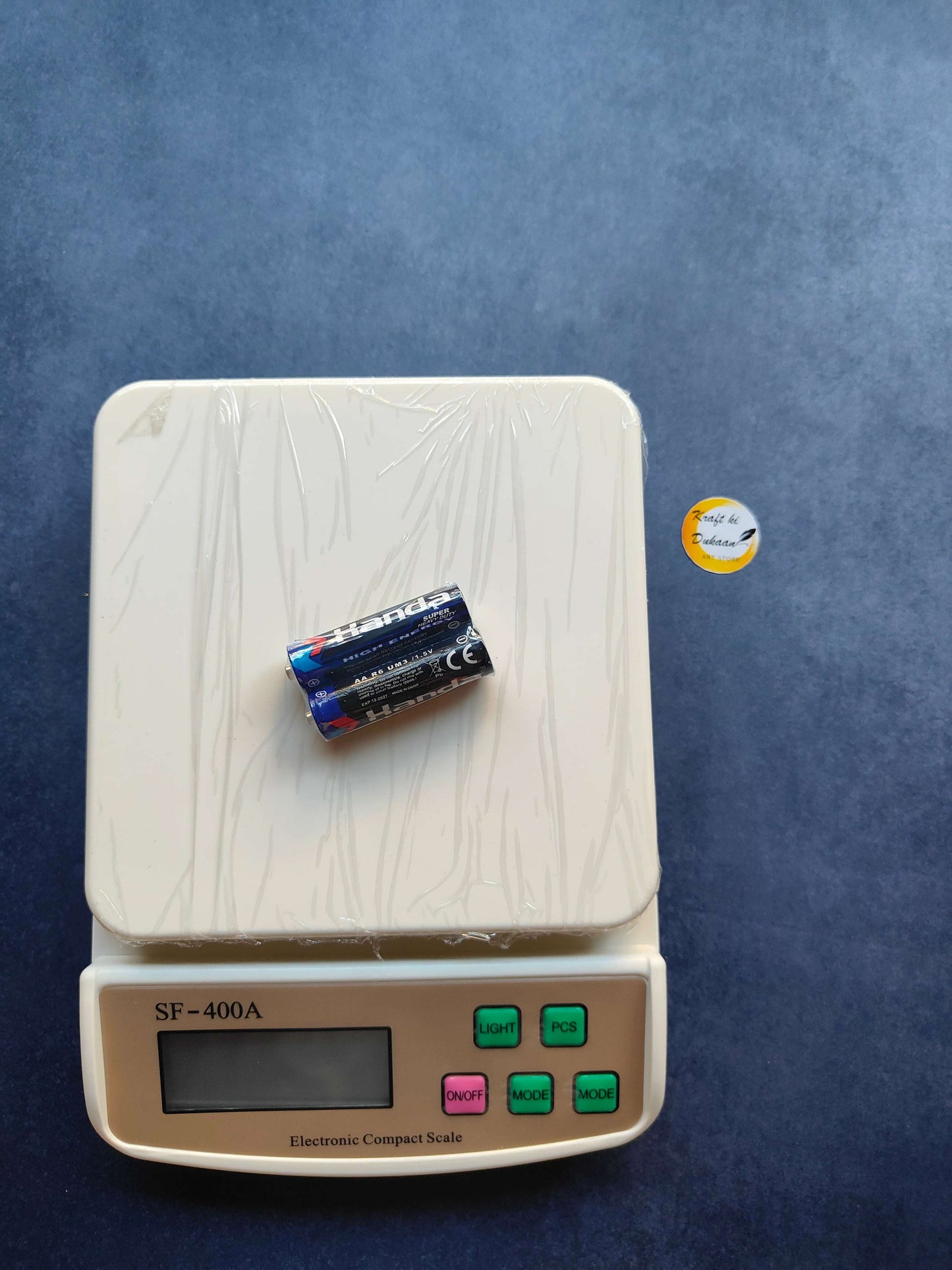 digital-weighing-scale-for-resin-art-battery-on-scale