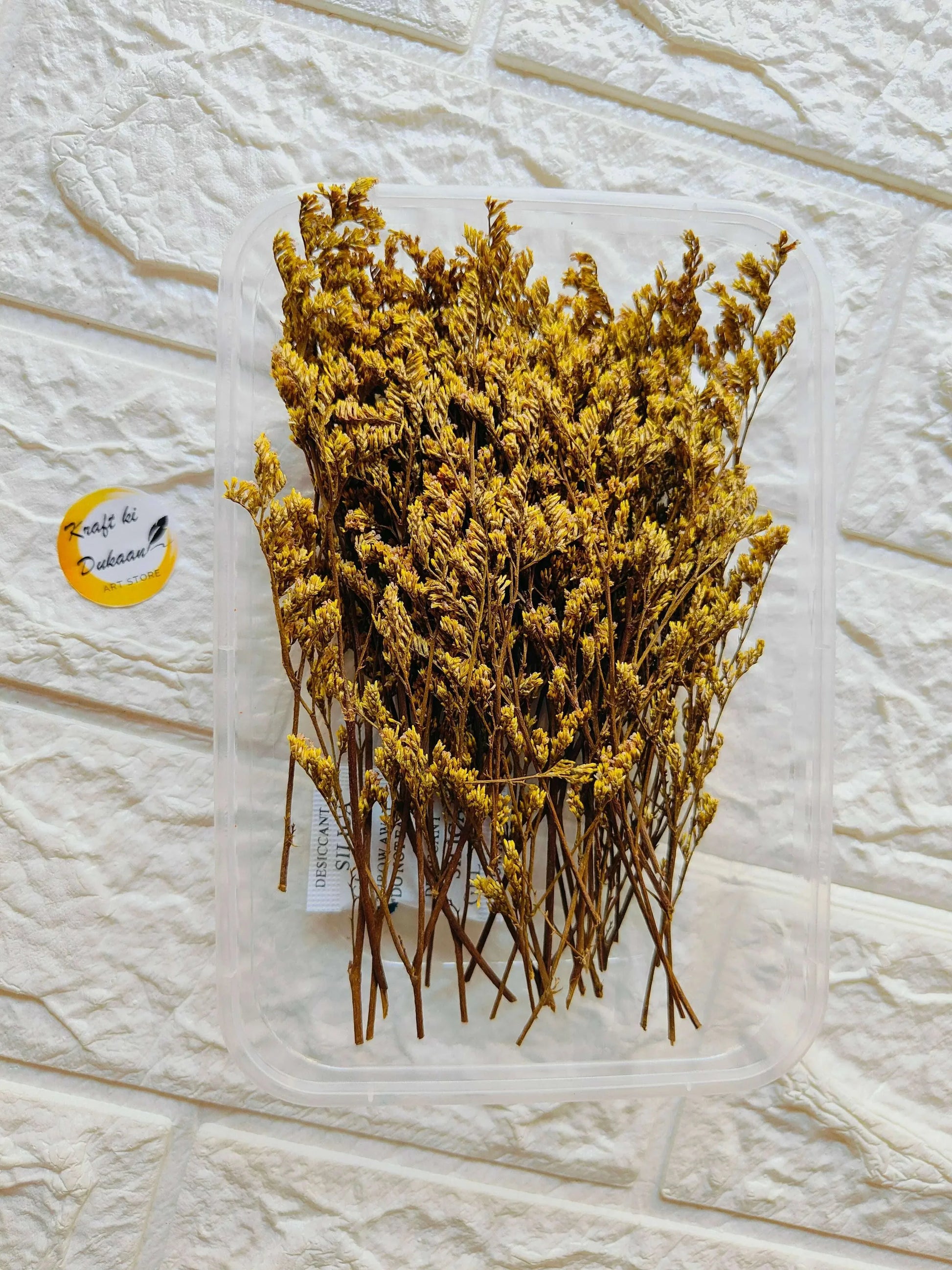 Dry Flower Box A2: dried yellow-brown flowers in a clear A2 bag/box.