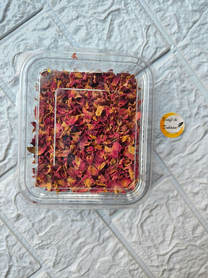 dry-rose-petals-for-crafts-close-up-view