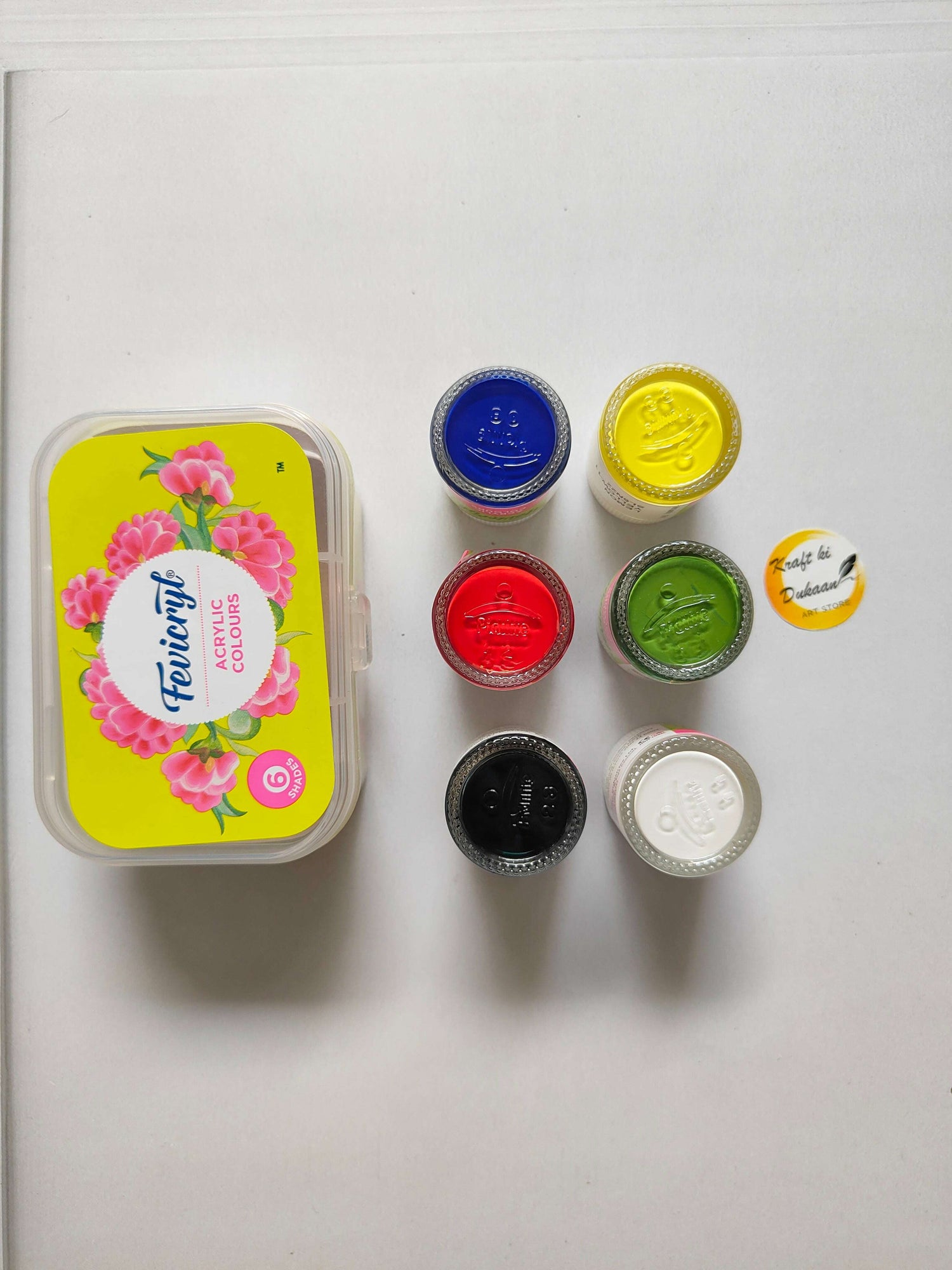 Acrylic color kit set of 6 with six small lidded paint pots and one color tray