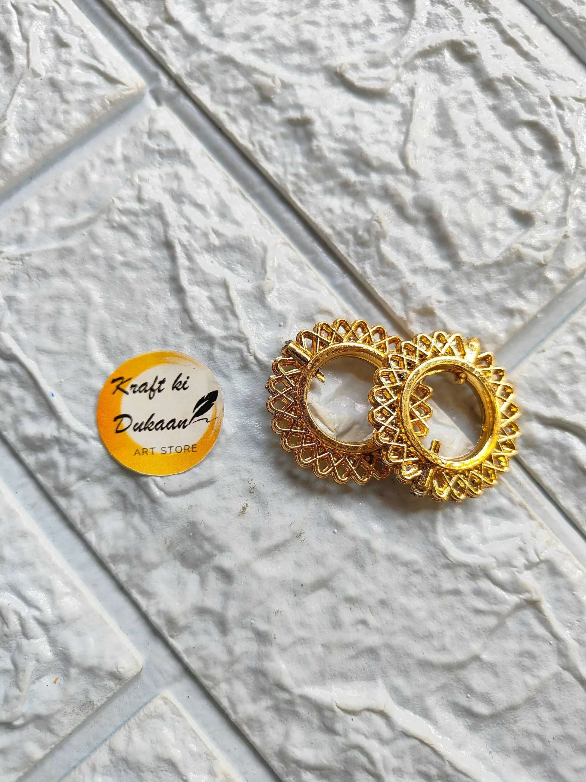 golden-flower-kadi-beads-two-pieces-golden-charm