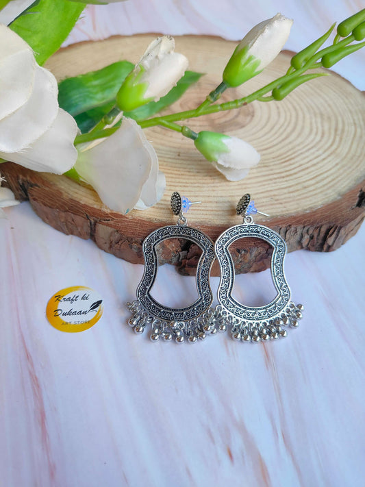 handcrafted-silver-jhumka-earrings-ethnic-dangle-design