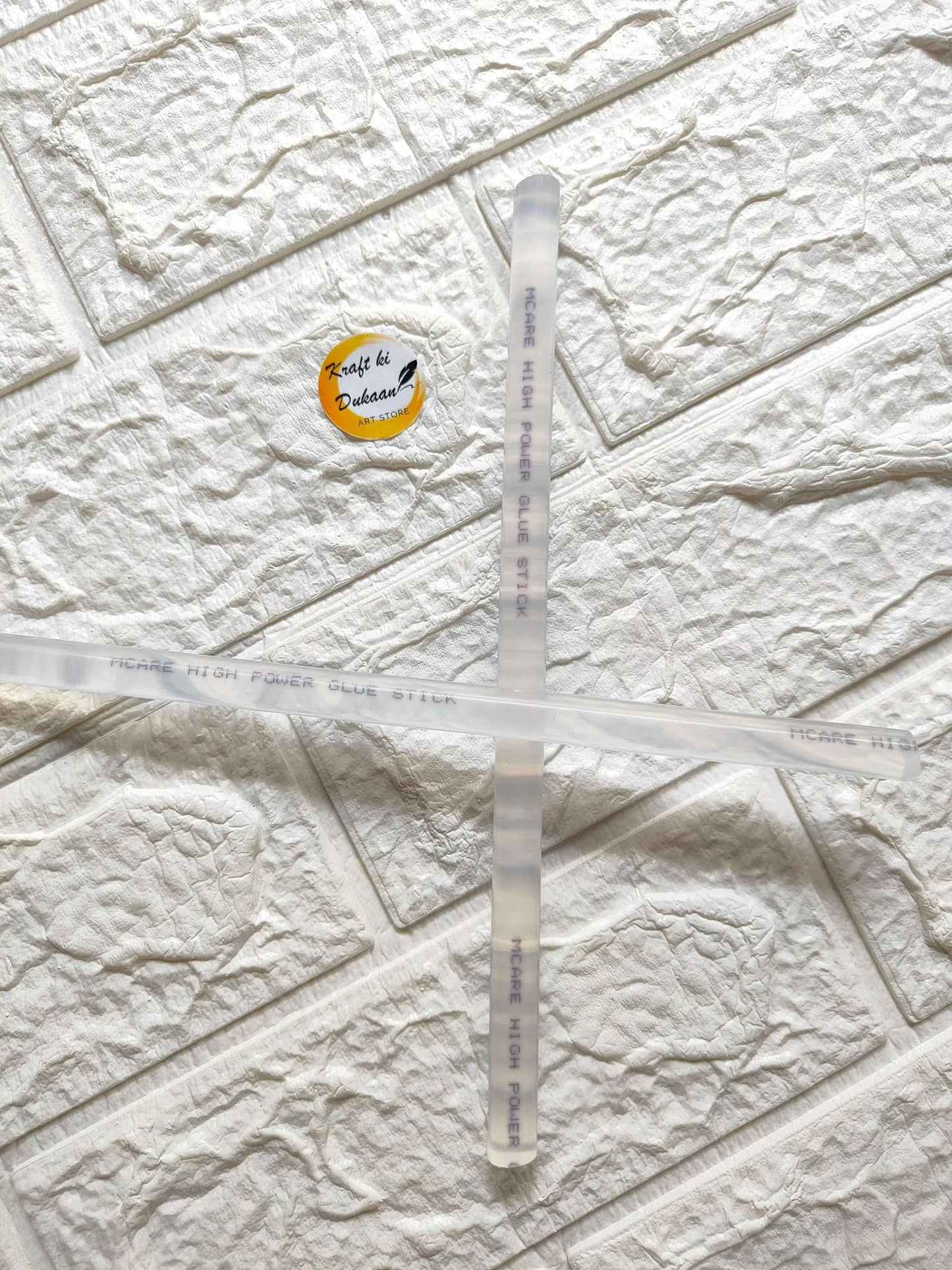 hot-melt-glue-sticks-transparent-multiple-sticks