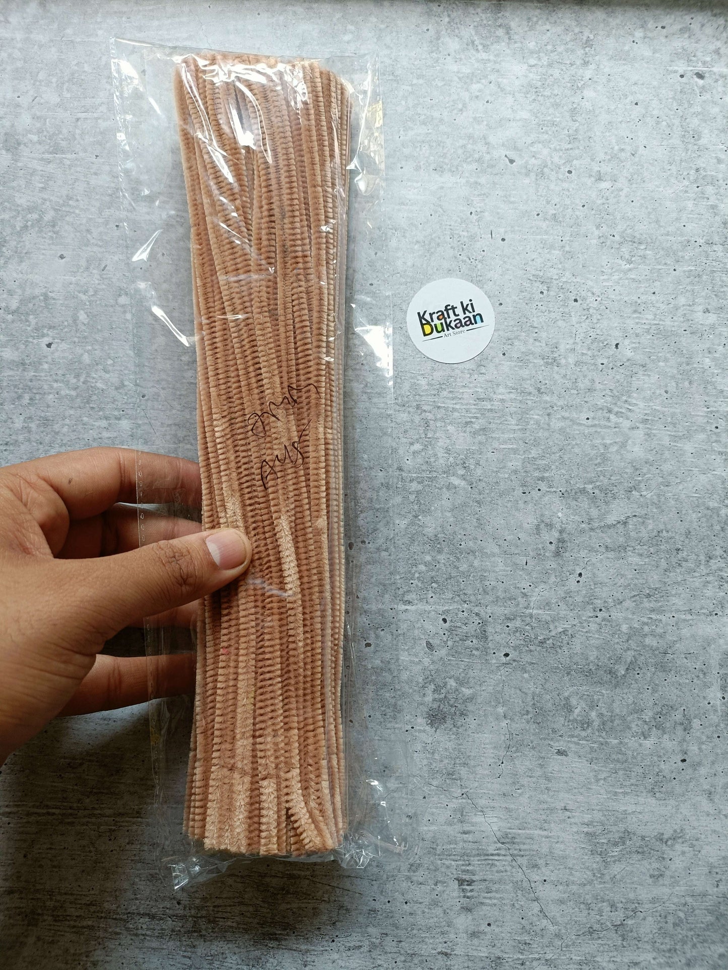 7mm beige pipe cleaners in sealed pack