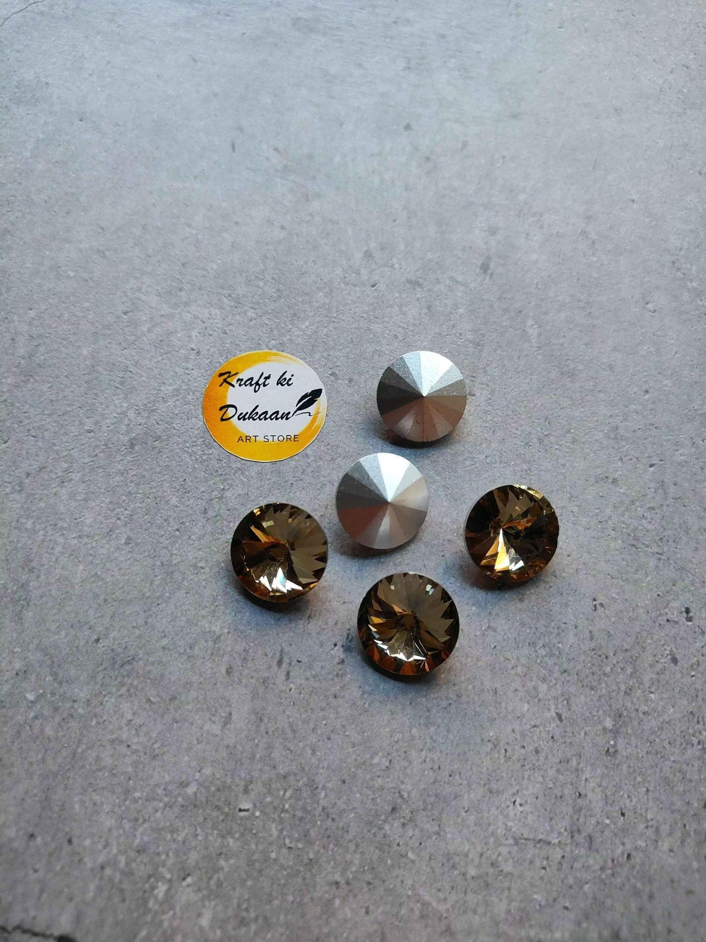 Round diamond glass beads, golden-brown 18mm, pack of 10 beads with faceted shine