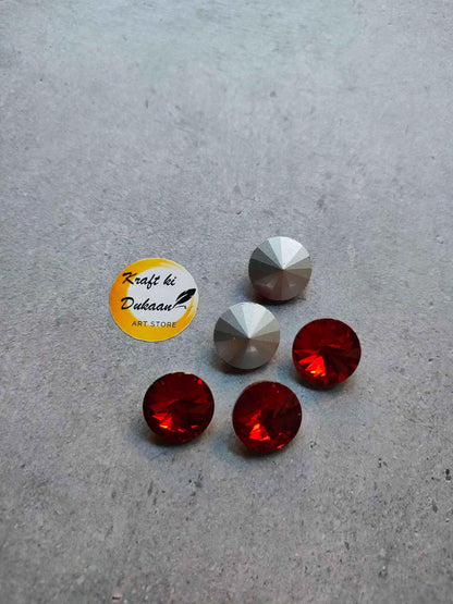 Round diamond glass beads, red 18mm, pack of 10 beads with faceted sparkle
