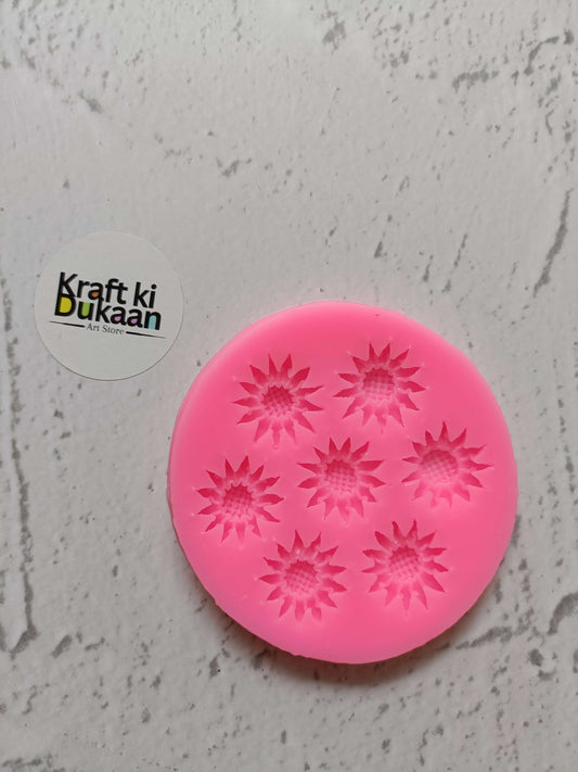 7 cavity pink flower mould with seven star-like flower cavities