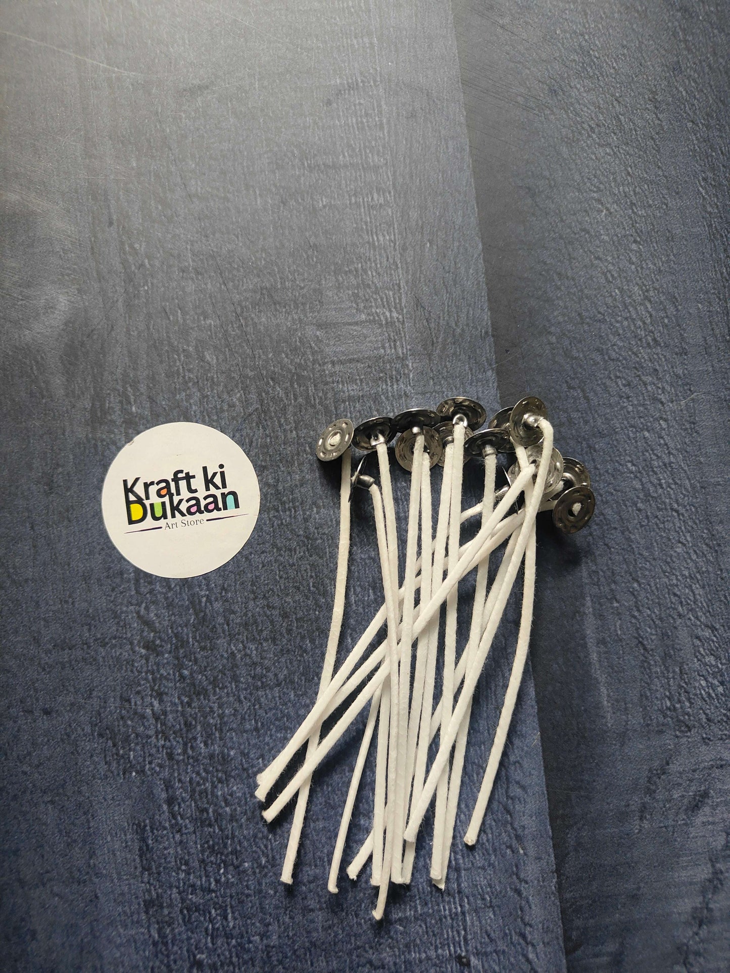 Candle wick pack of 15 with cotton wicks and metal wick holders