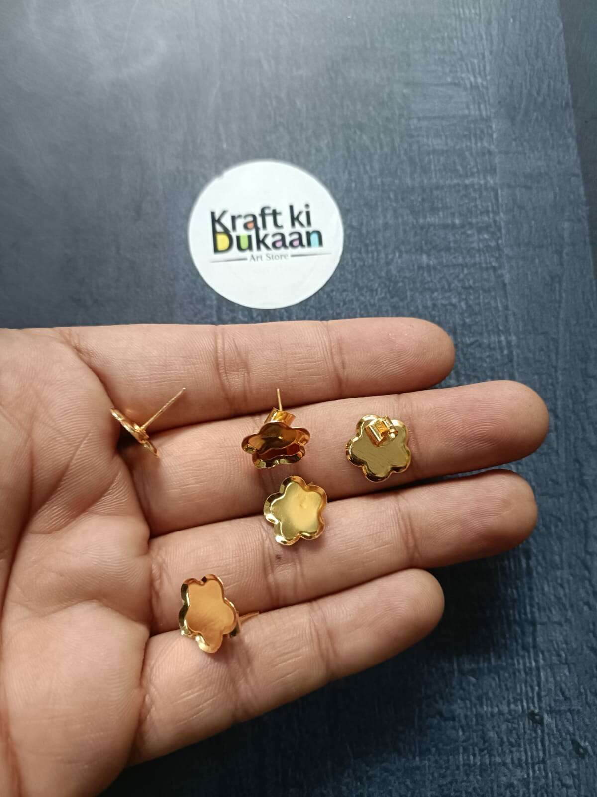 Golden flower and clover-shaped earring bases with gold-tone posts