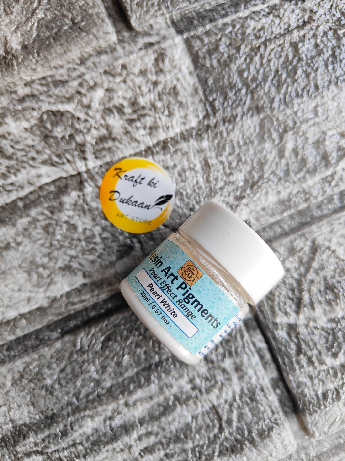 Kraft ki Dukaan pearl opaque pigment 20ml in a small jar for arts and crafts projects