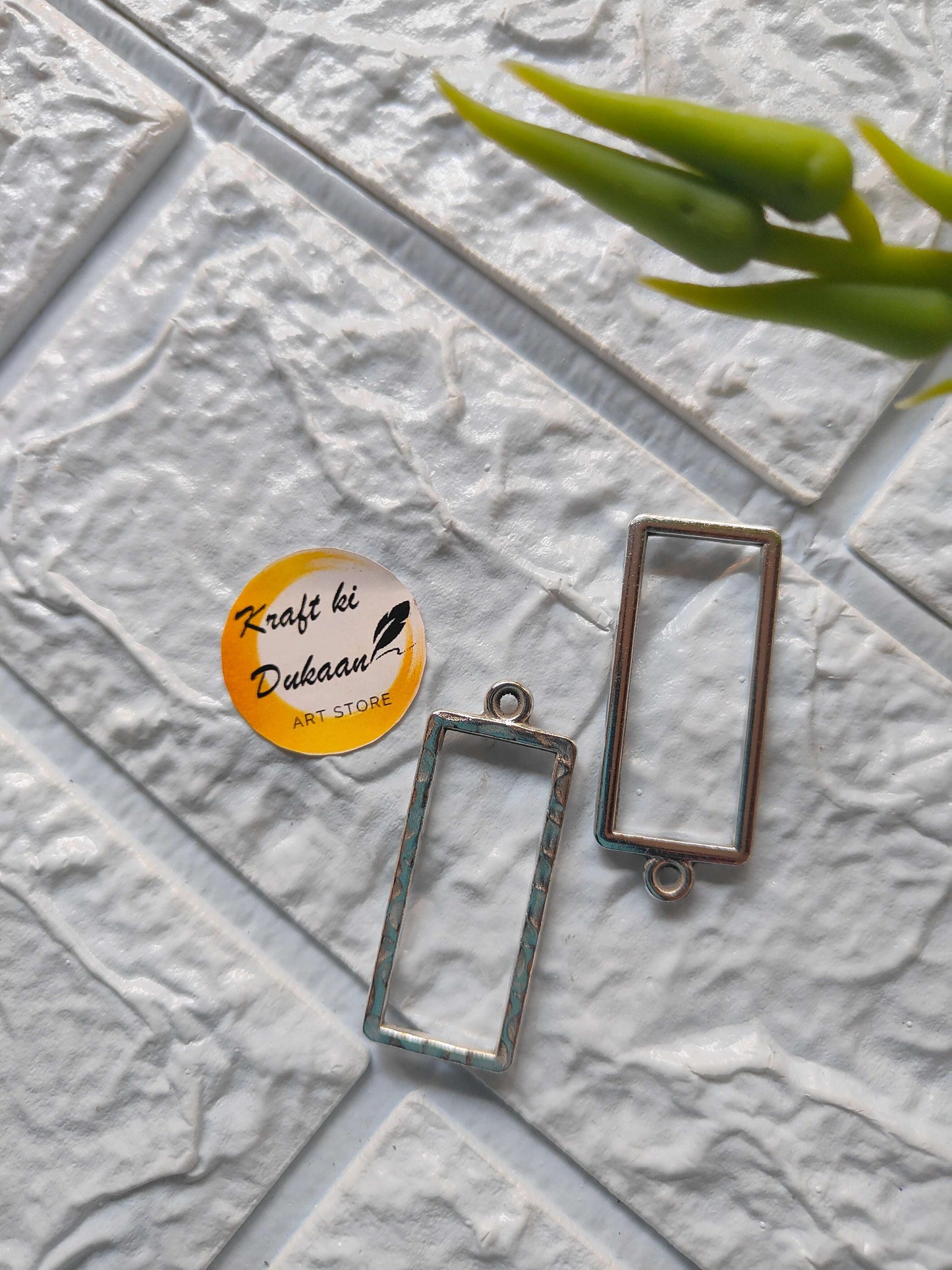 kraft-ki-dukaan-rectangle-bezel-pendant-set-silver