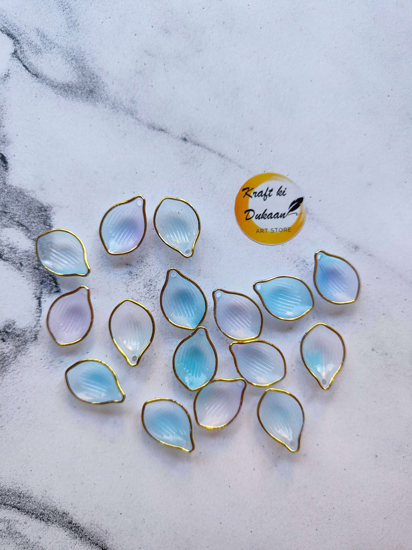 krafthikdukkaan-petal-beads-for-resin-art-blue-clear-gold-edged