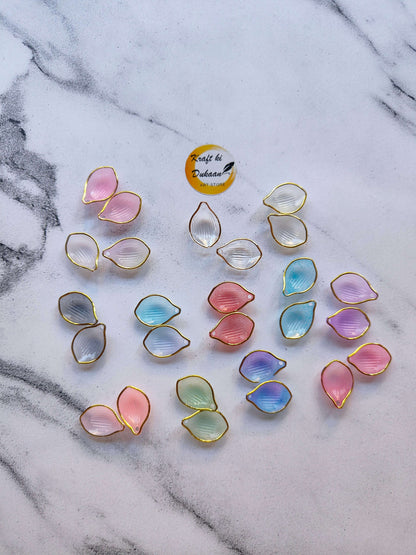 krafthikdukkaan-petal-beads-for-resin-art-mixed-cluster-gold-edged