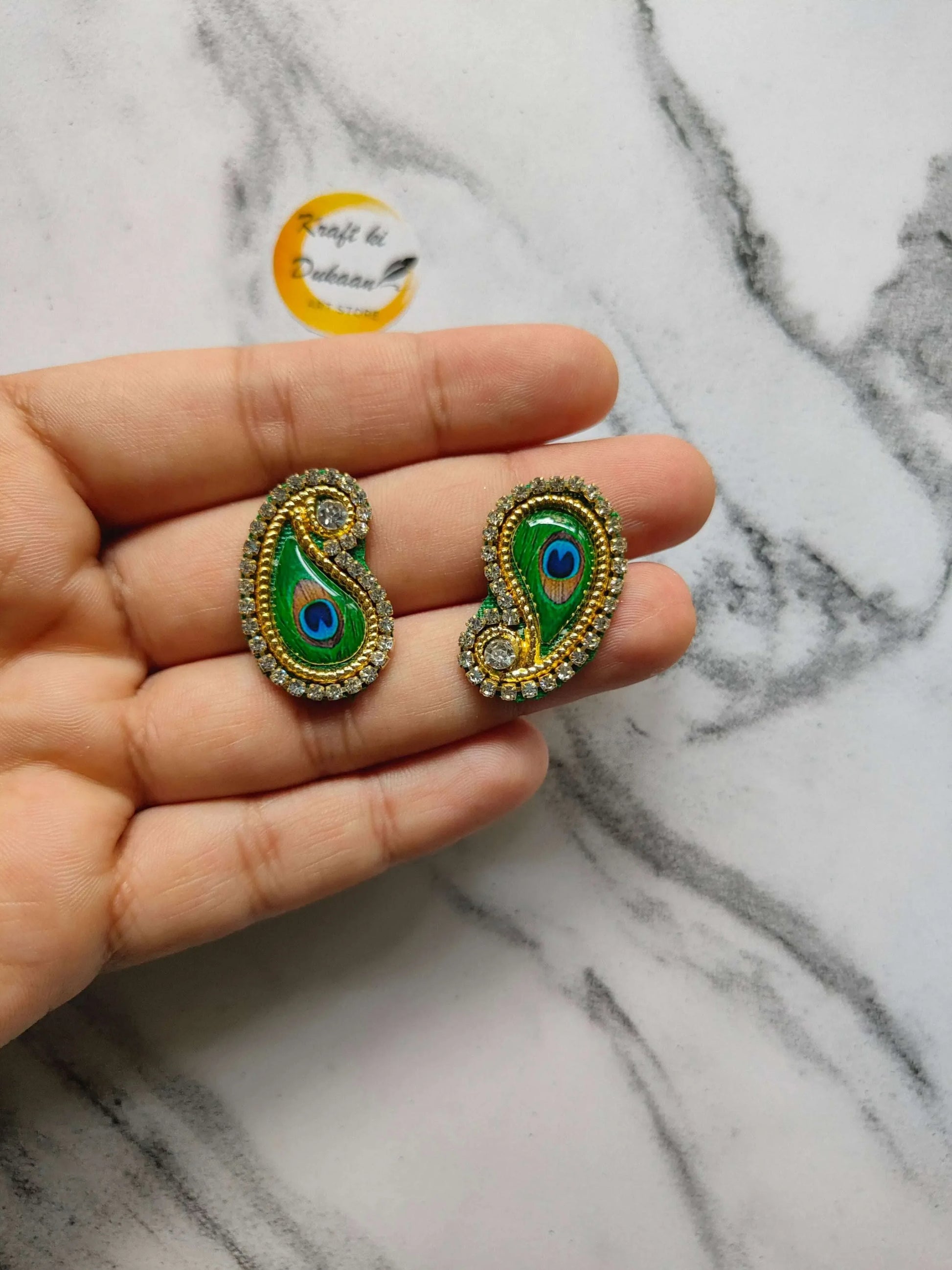 kundan-patch-mor-pankh-booti-green-peacock-design-1