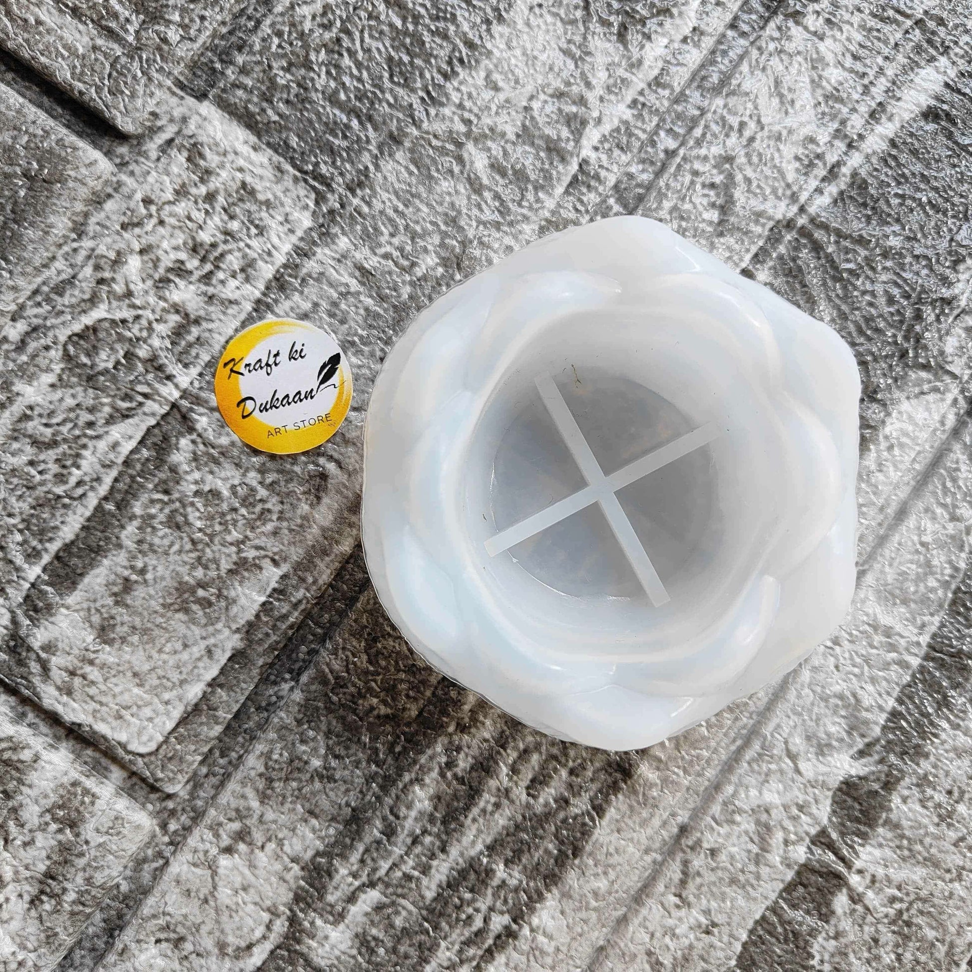 lotus-t-light-holder-mold-transparent-silicone-detailed-view