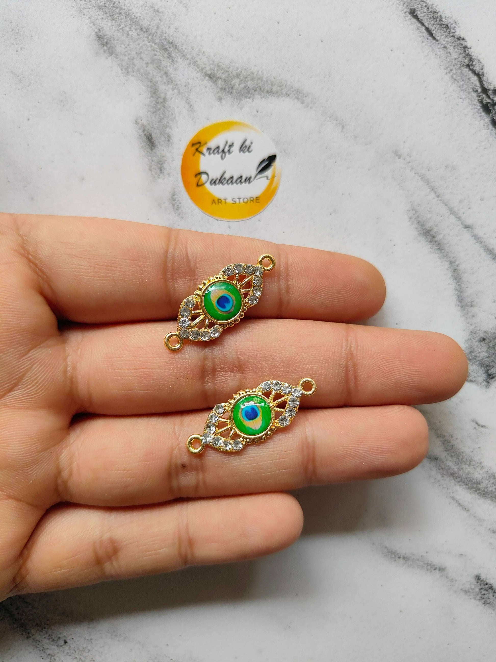 metal-charms-pendant-set-golden-eye-shaped-2