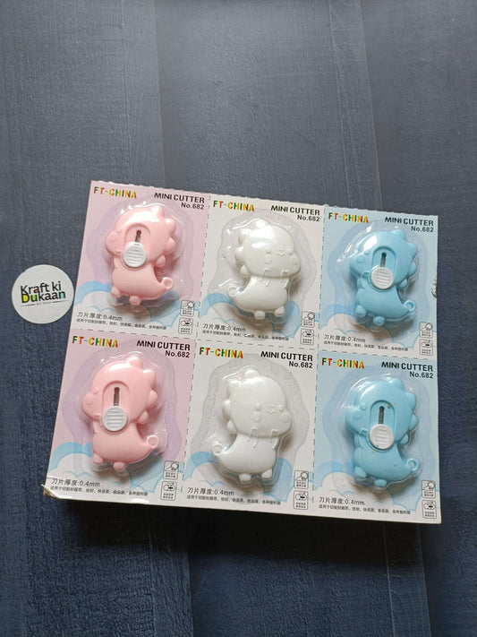 Dianosour Mini Cutter set, dinosaur-shaped cutters in pink, white, and blue packs