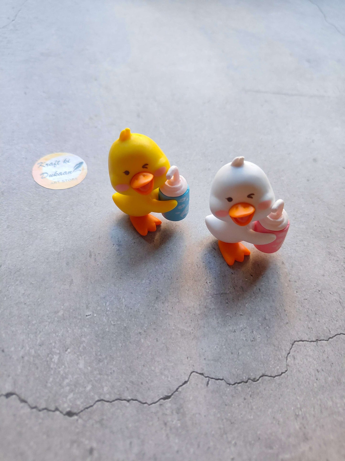 miniature-resin-duck-models-yellow-white-cute