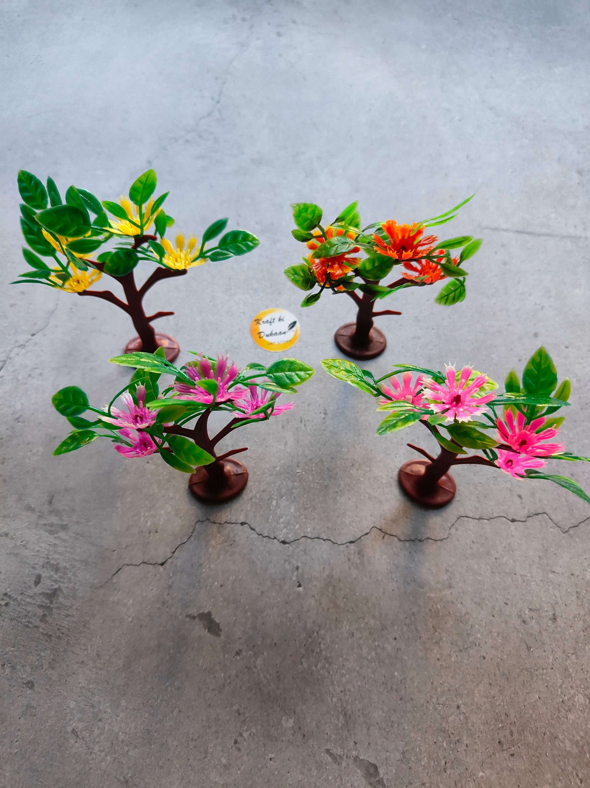 miniature-resin-tree-model-colorful-flowers-group