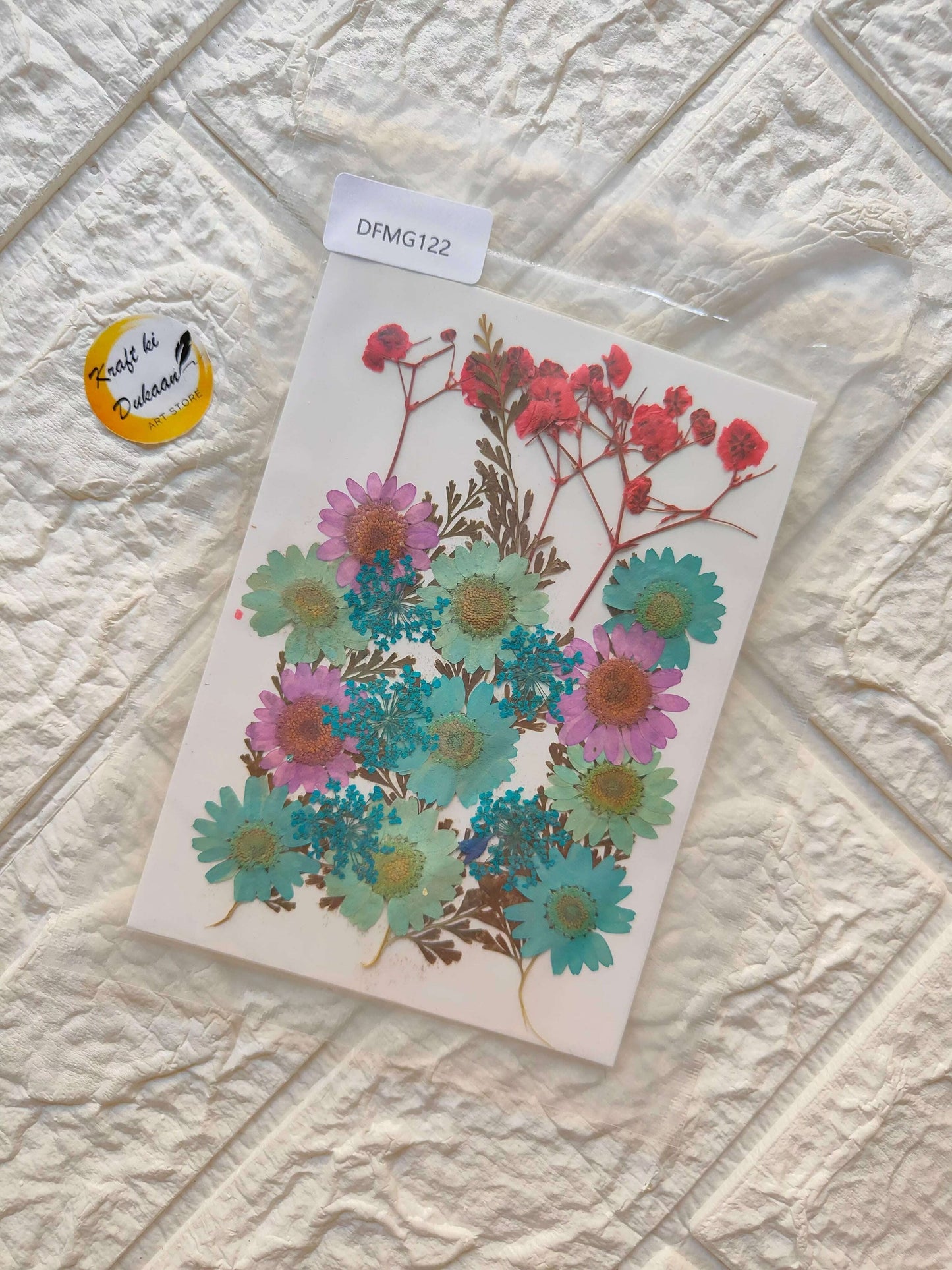 pressed-flower-sheets-for-resin-art-colorful-daisy-and-bouquet