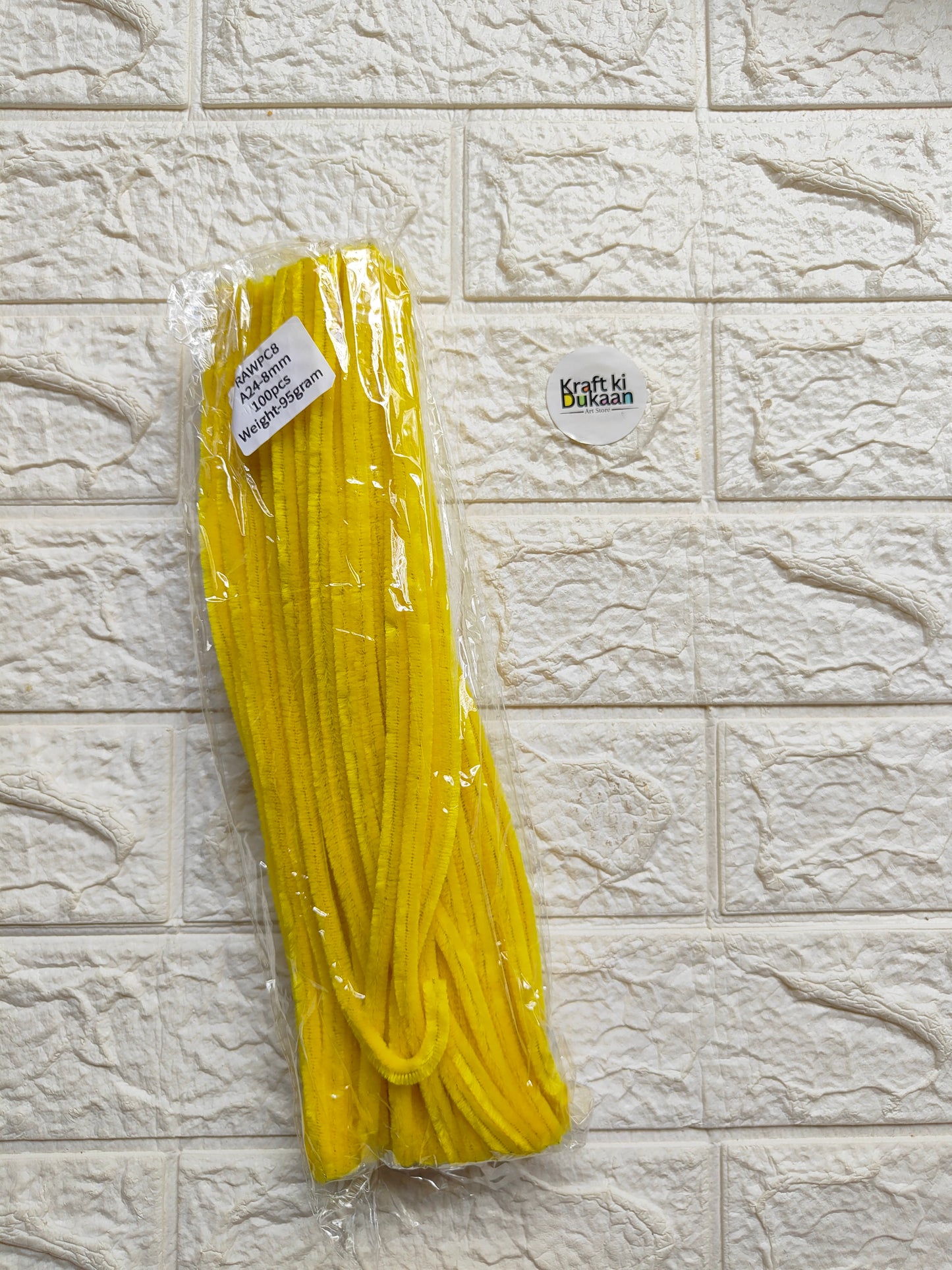Yellow pipe cleaner stems, plain, 8mm, bundled pack of 100 A1