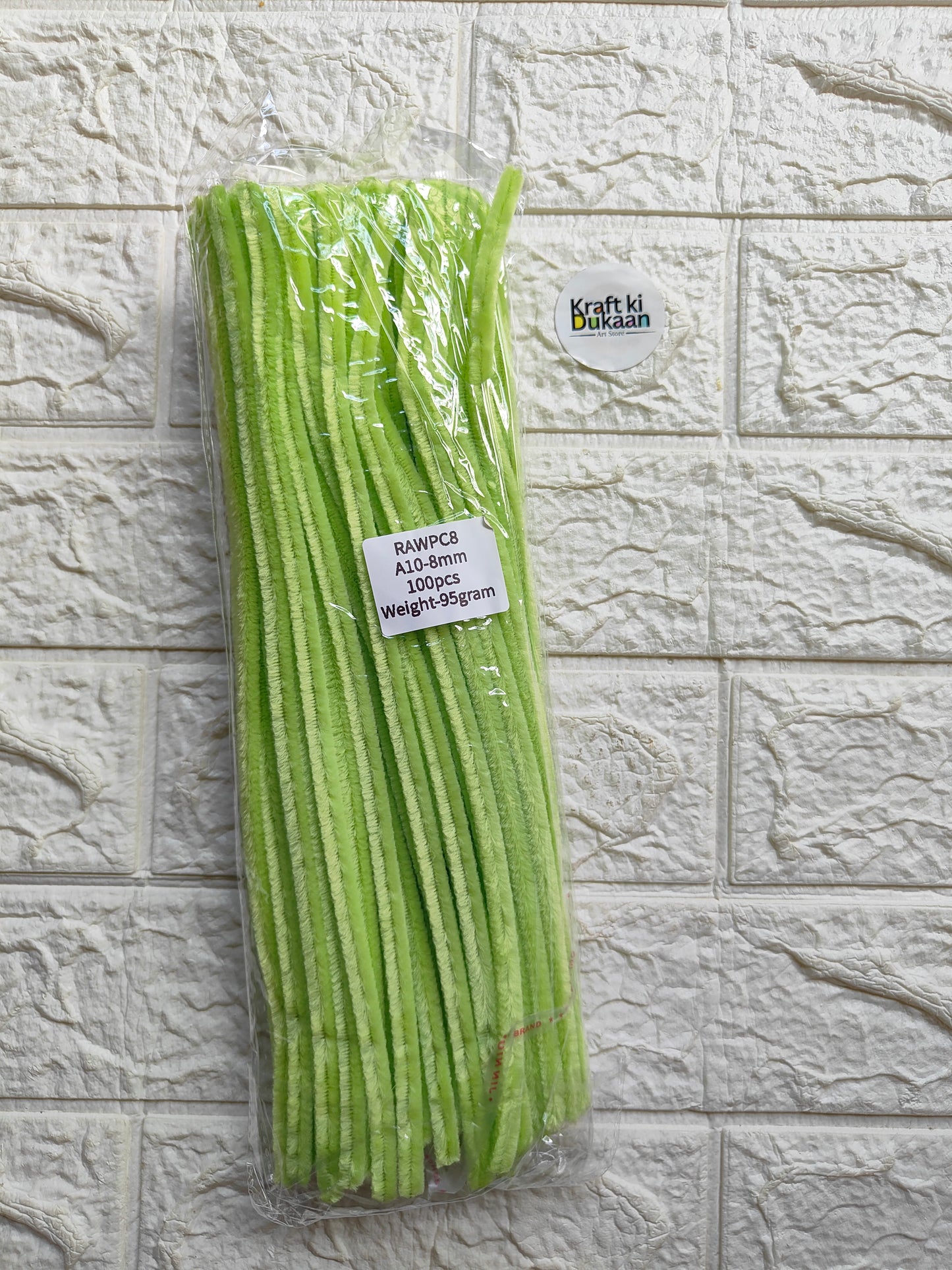 Light green plain pipe cleaners, 8mm diameter, bundled pack of 100