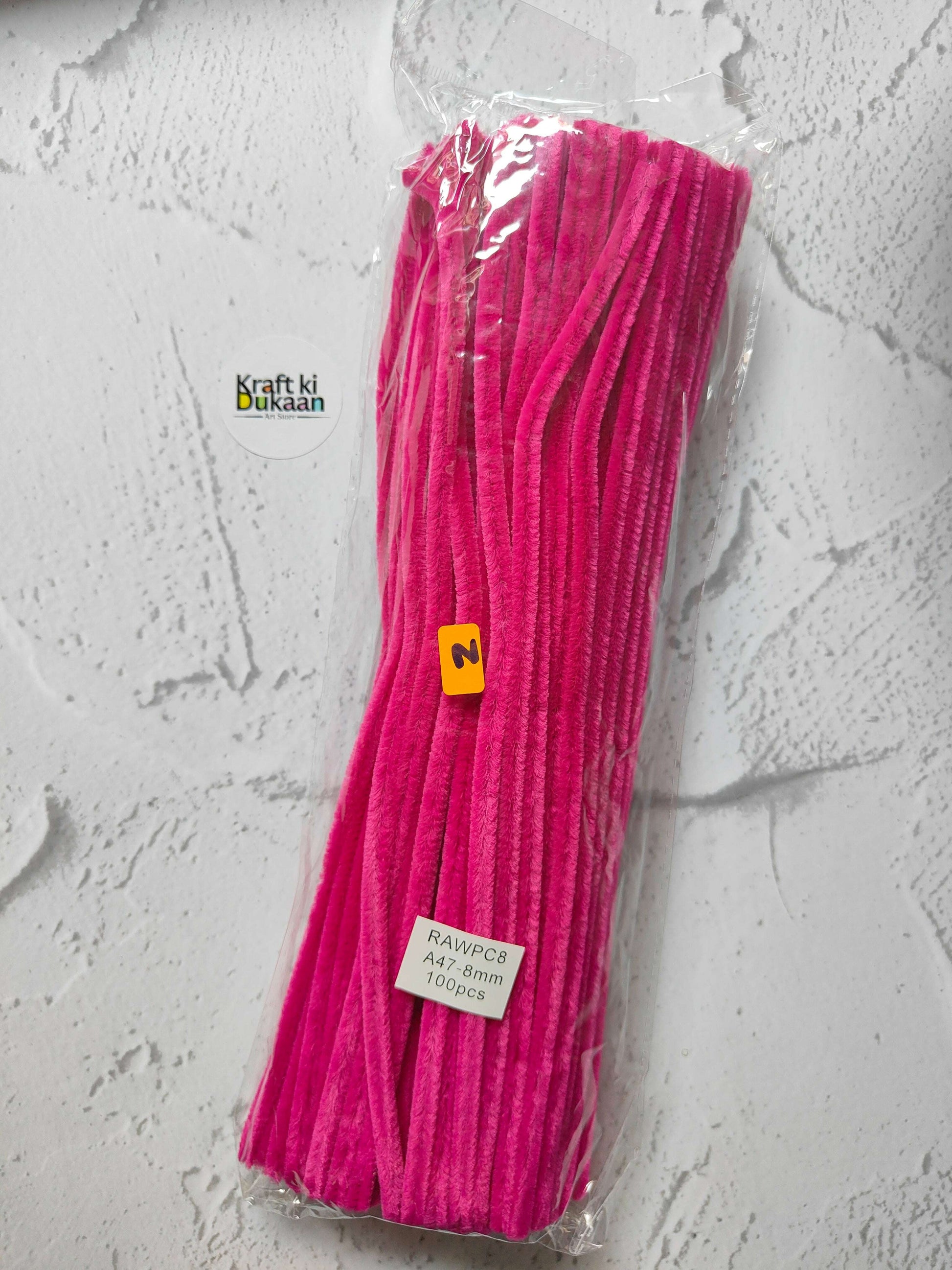 Fuchsia pink regular pipe cleaners pack of 100, plain twisted craft stems in plastic sleeve