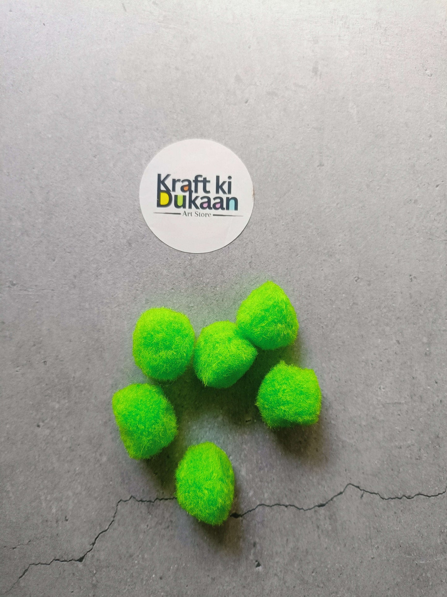 2cm neon green pompom balls, craft set