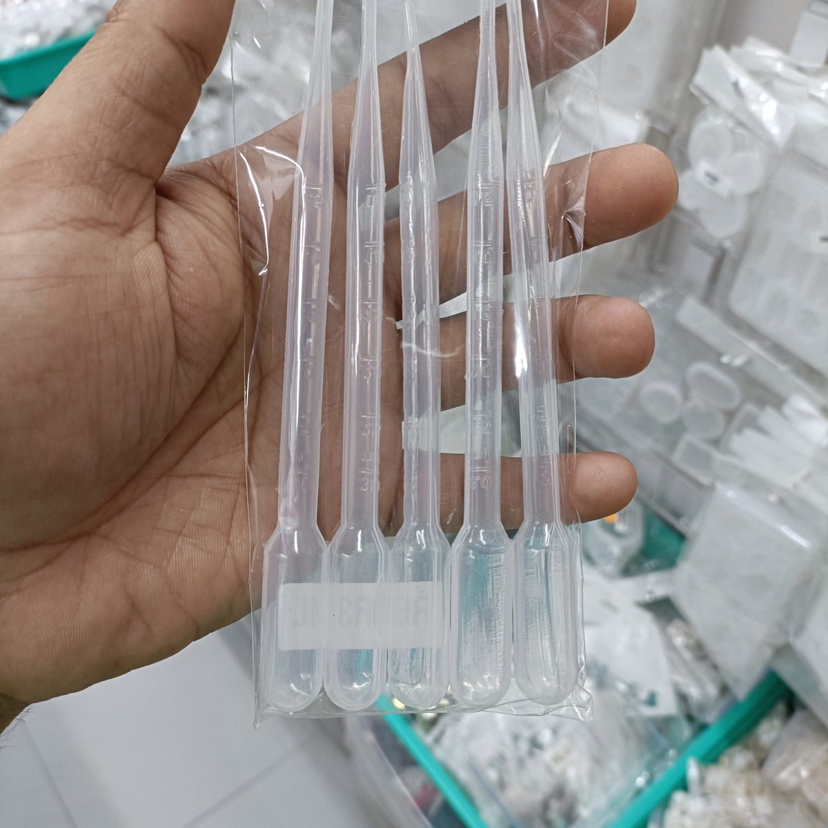 3 mL clear plastic dropper pipettes, pack of 5, with dispensing tips