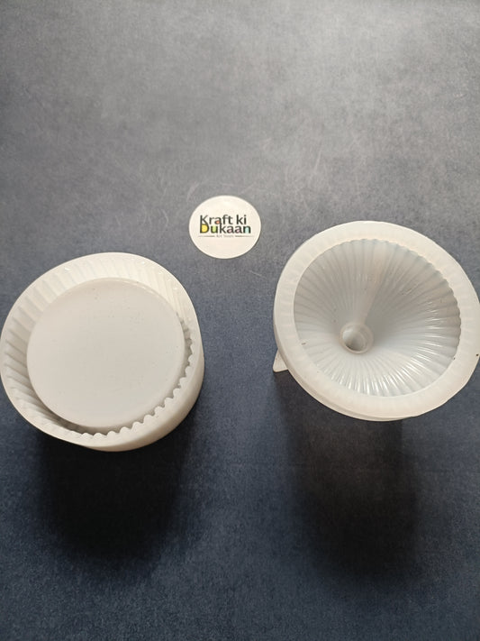 3-inch gift box mould pieces: round base tray and ridged lid with center pin