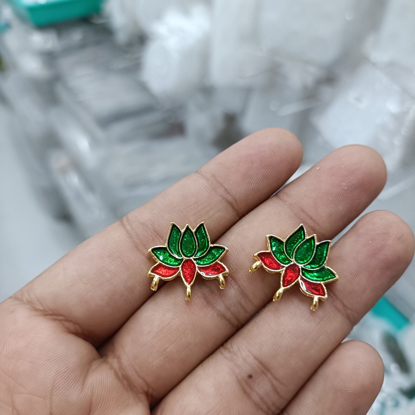 Metal Lotus Kundan Polki Beads Pack of 2 D12
