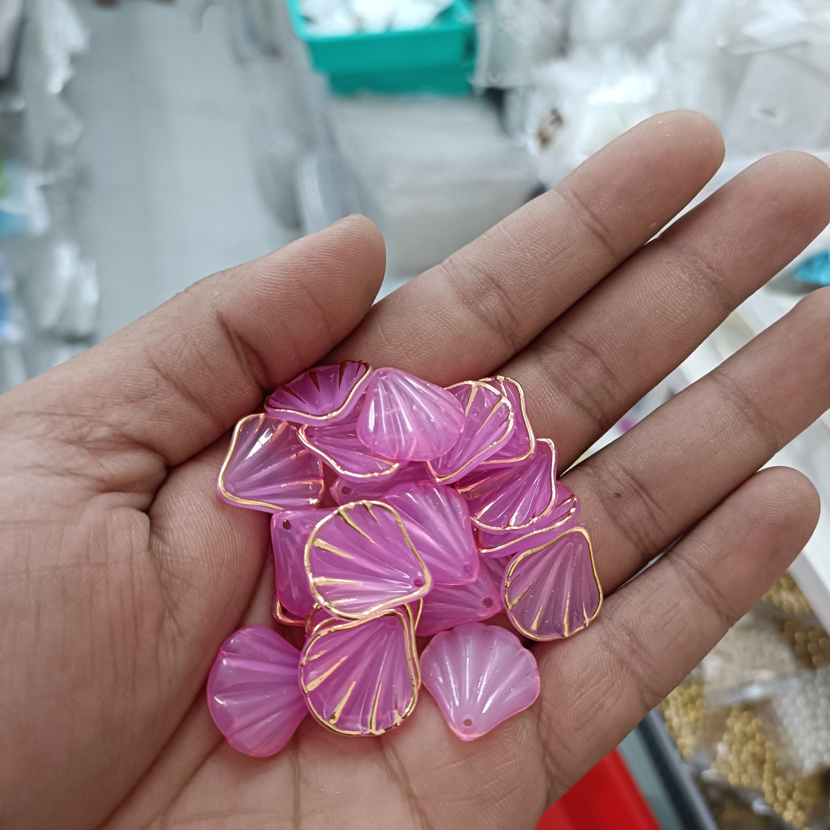 Acrylic petal beads pack of 50