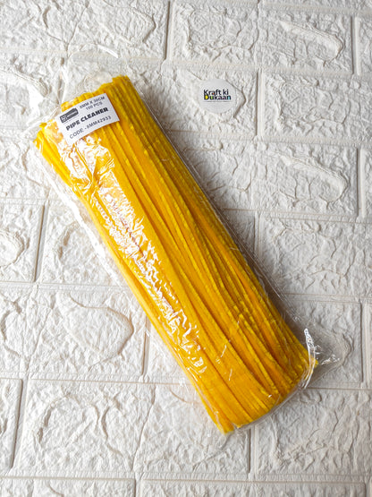 Golden yellow 8mm pipe cleaners, 100-pack in crinkled plastic bag