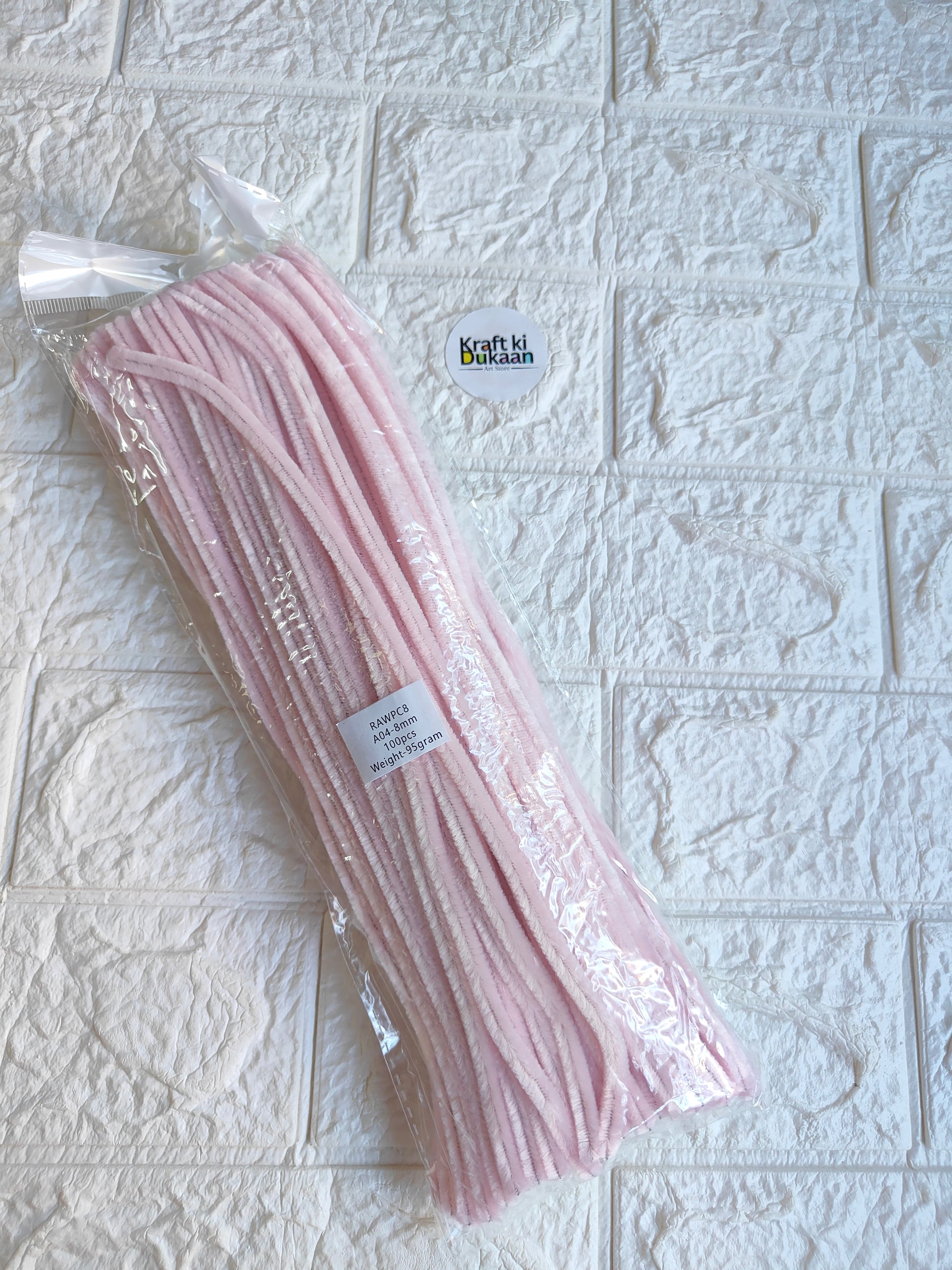 Plain 8mm pipe cleaners, pack of 100, light pink