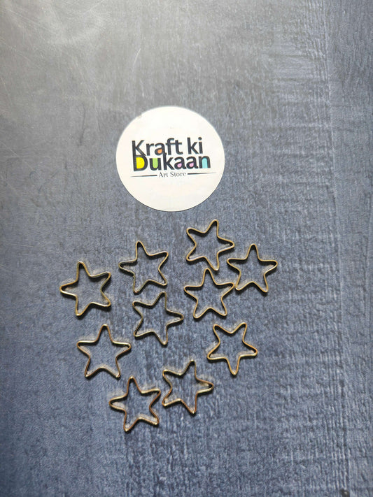 Star-shaped bezel set of 10 gold-tone frames