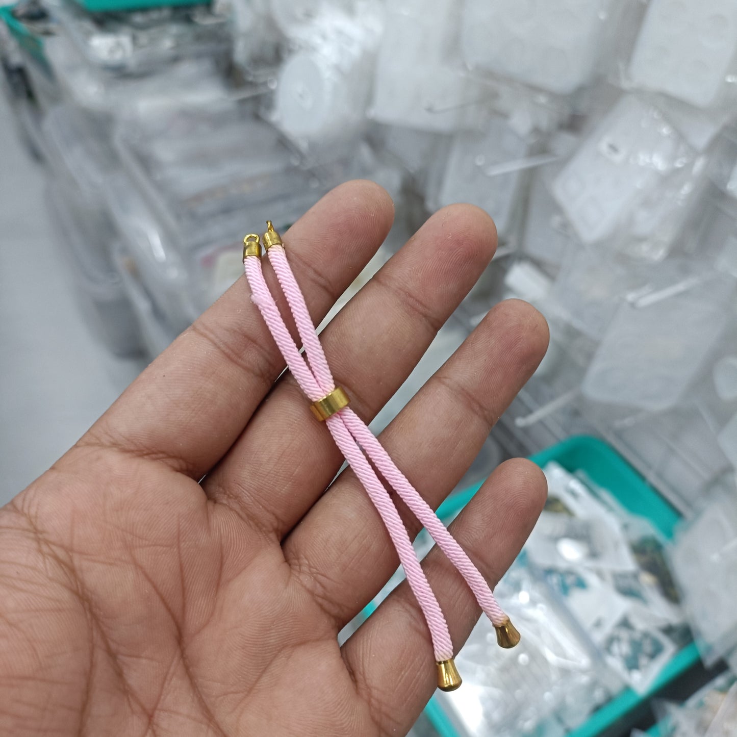 Rakhi Dori
