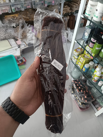 Dark brown 7 mm pipe cleaner bundle in clear packaging