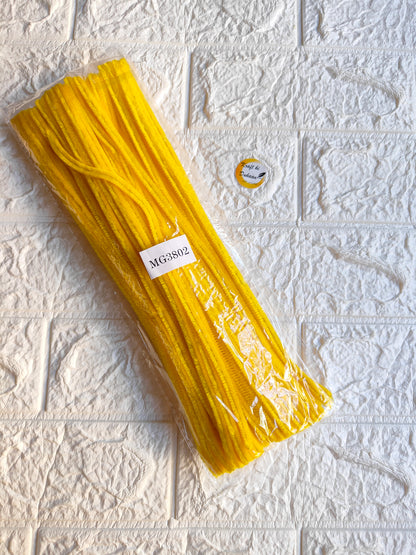 Pipe cleaner plain pack of 100, bright yellow pipe cleaners in clear wrapper