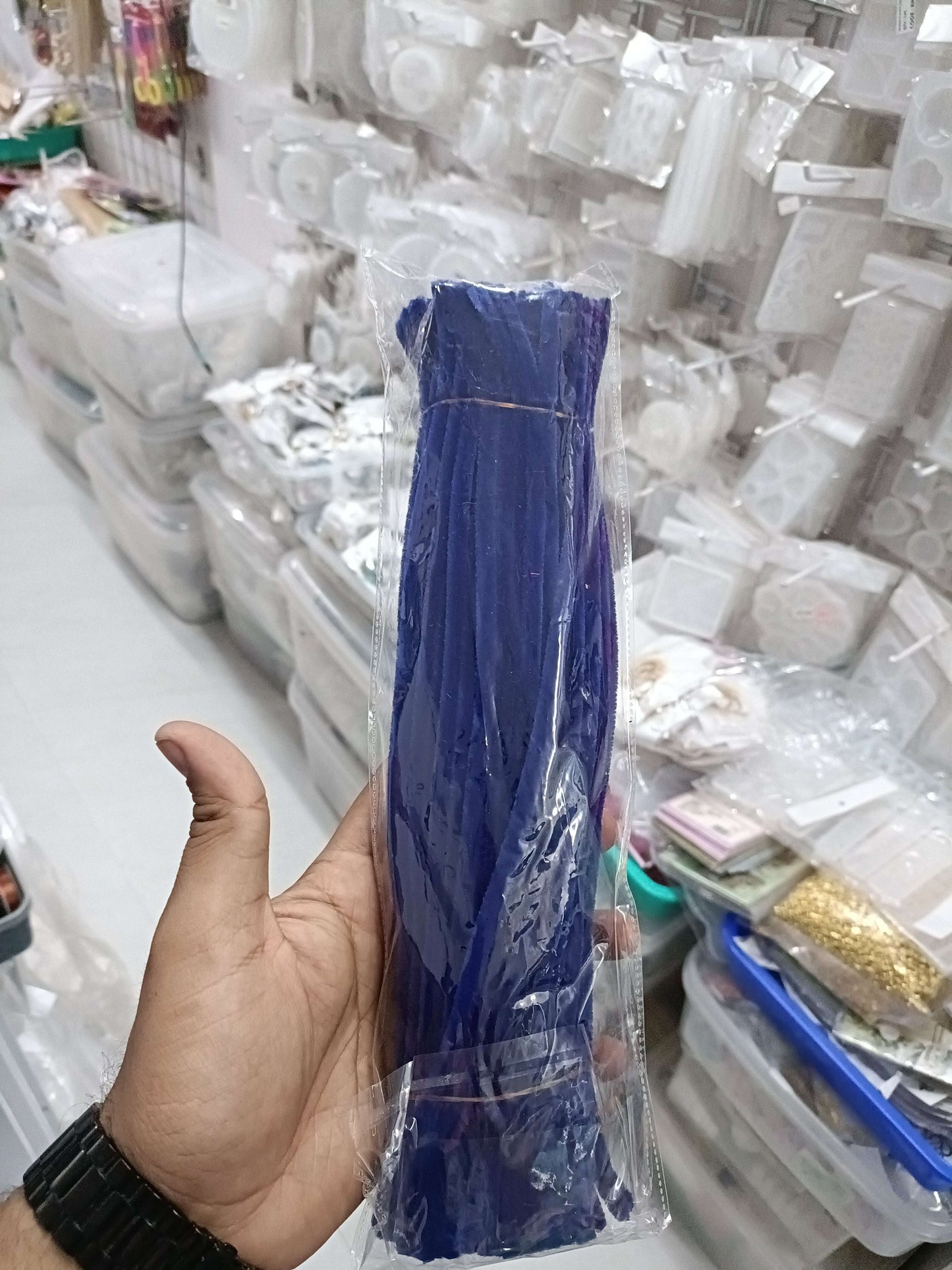 Pipe cleaner plain 8mm, pack of 100 (navy blue)