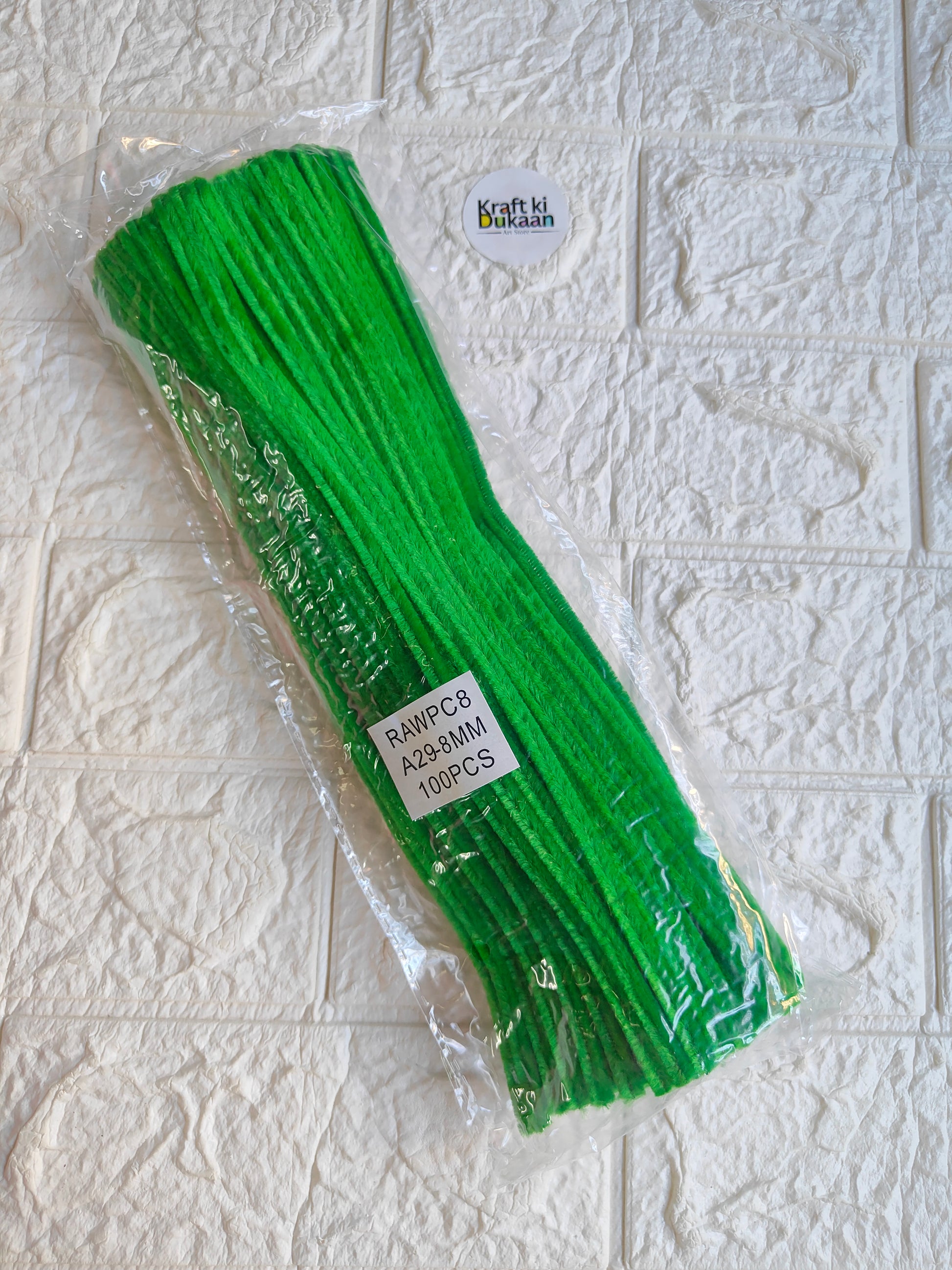 Bright green pipe cleaner stems, 8 mm, pack of 100