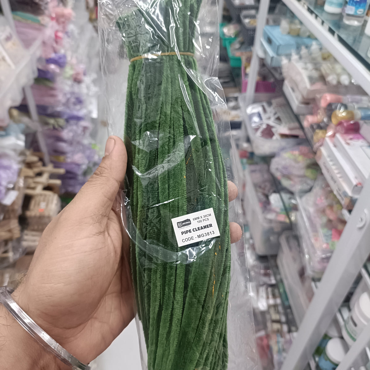Pipe cleaner set, dark green chenille sticks in sealed pack (100)