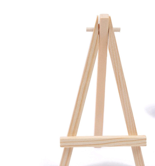Natural wood tripod easel stand with adjustable top ledge