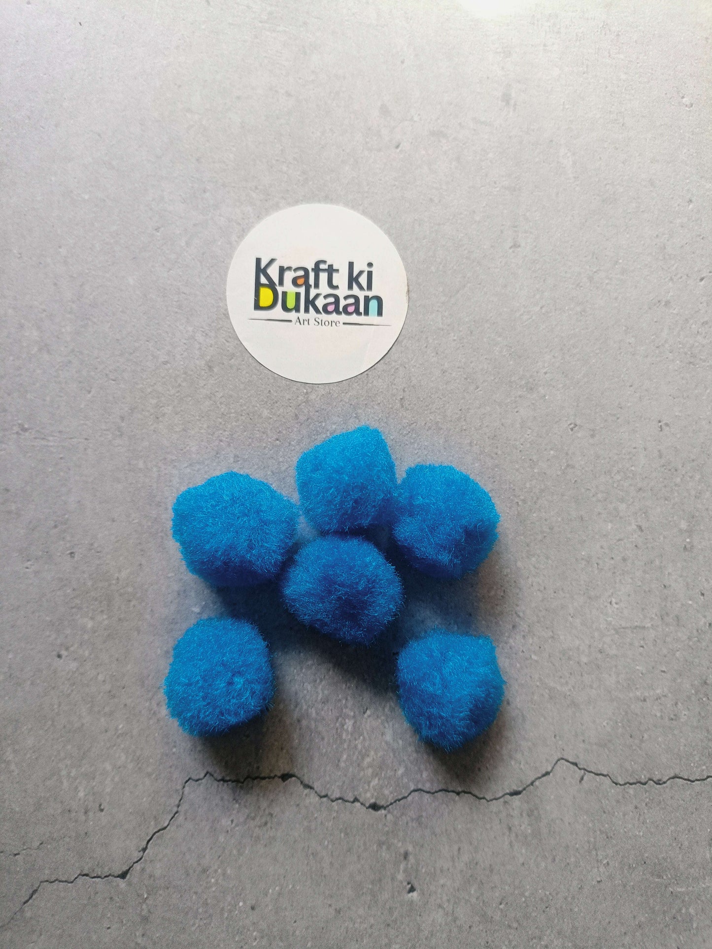 2cm bright blue pompom balls, craft set