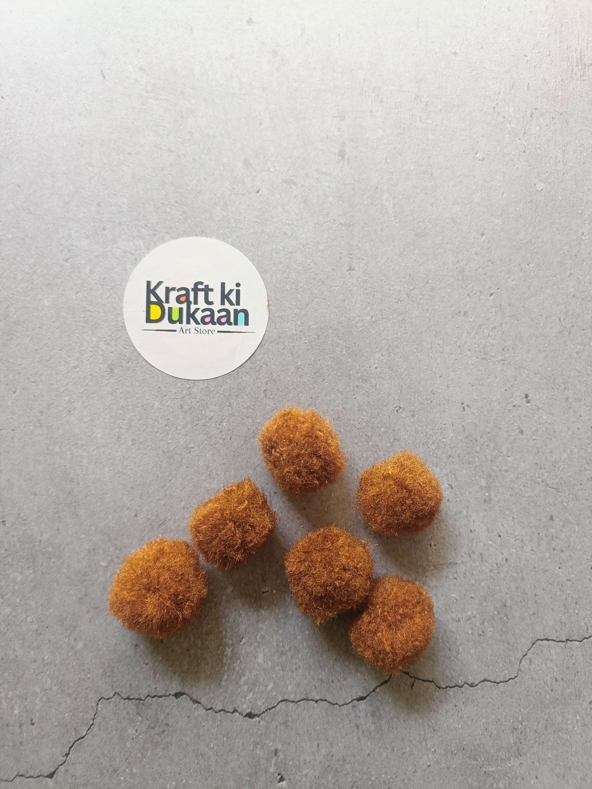 2cm brown pompom balls, craft set