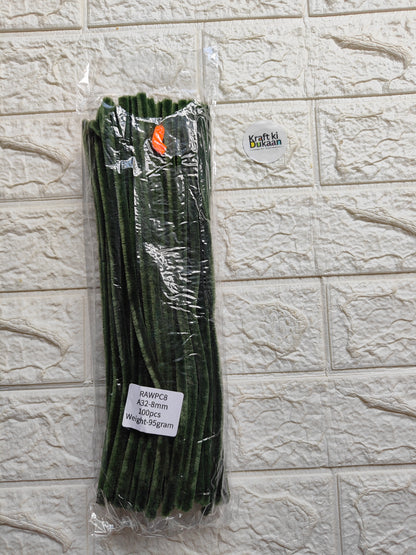 Dark green plain pipe cleaners, 8mm diameter, bundled pack of 100